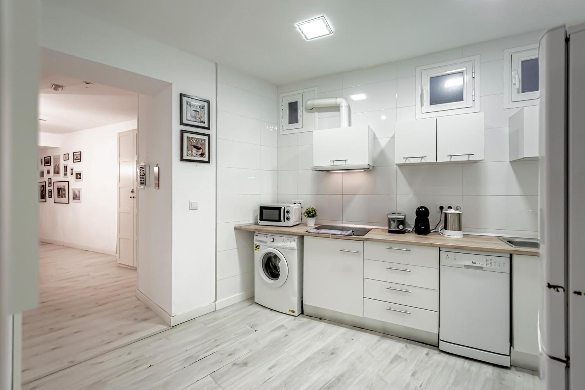 Atocha Arrendamiento De Temporada Apartment Мадрид Екстериор снимка